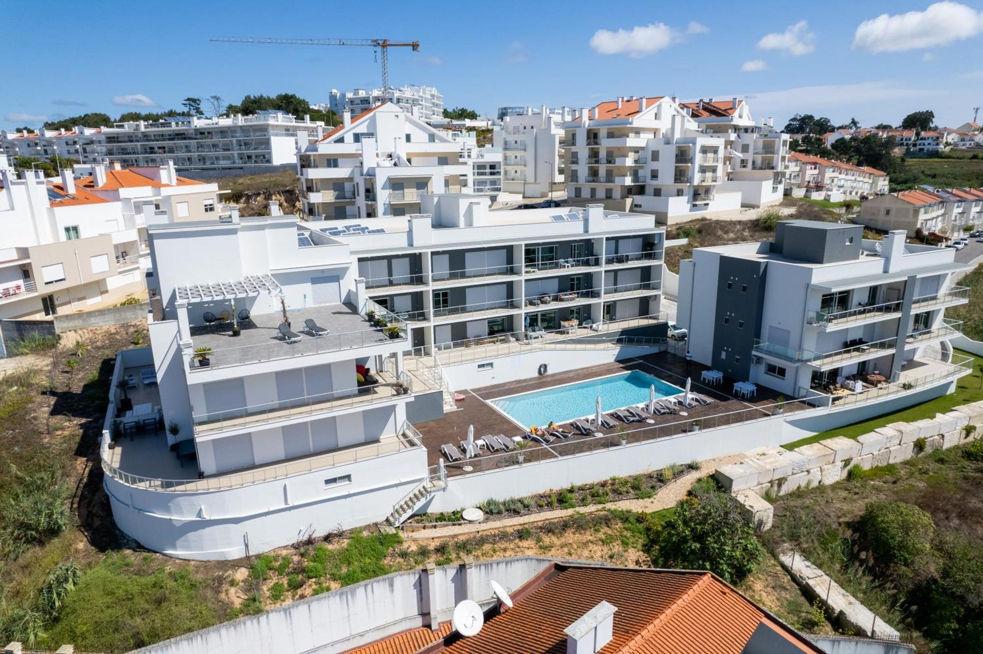 Panoramic Views - Terrace, Sea Views & Pool Apartment Nazaré Exterior photo